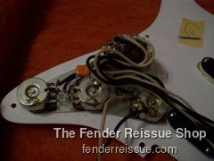 Fender Stratocaster - Reissue Strat Electronics — 100 2642