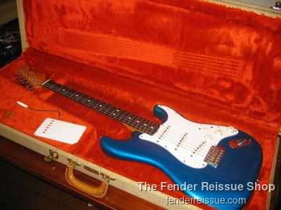 Fender Stratocaster - Rare Features of Early Reissues — 0