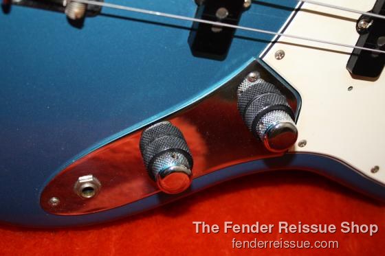 1988 Fender '62 Reissue Jazz Bass - SOLD. — 008 10