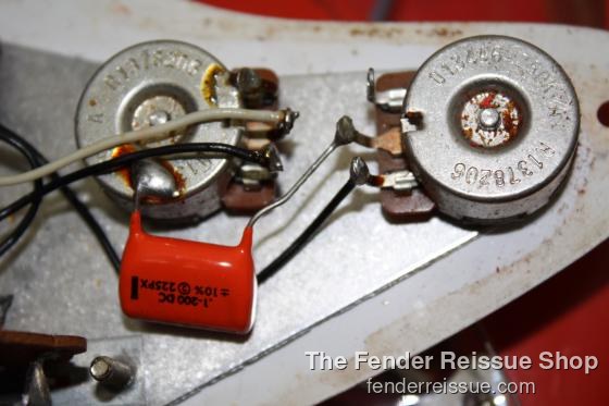 1982 Fender '57 Reissue Stratocaster — 062 0