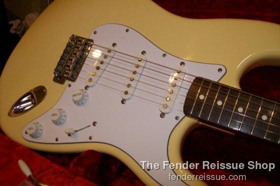 1988 Fender '62 Reissue Stratocaster - SOLD — 100 0204