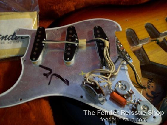 1983 Fender '62 Reissue Stratocaster SOLD. — 100 0581