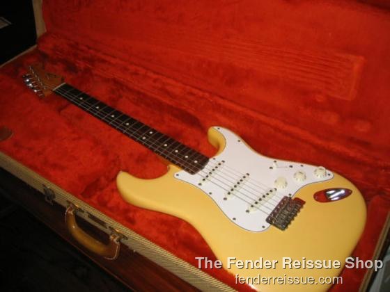 1983 Fender '62 Reissue Stratocaster. SOLD