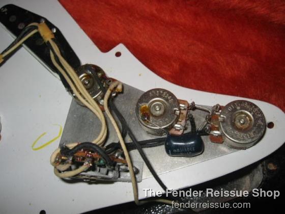 1983 Fender '57 Reissue Stratocaster