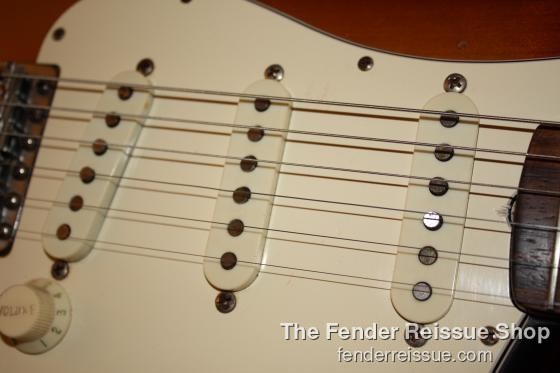 fender reissue plastic knobs and switch